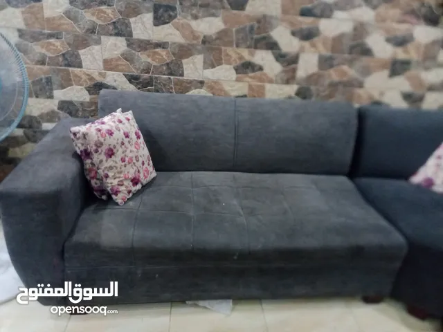 طقم كنب مستعمل بحاله جيده