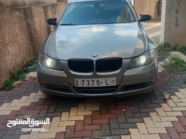 BMW e90 325i
