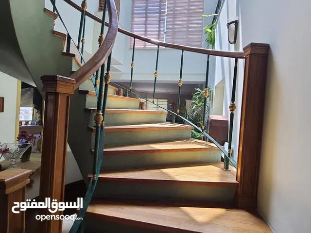 11000 m2 5 Bedrooms Villa for Sale in Amman Abdoun