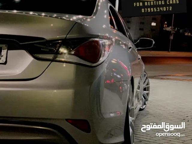 Sedan Hyundai in Amman