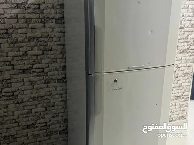 ثلاجة هيتاشي