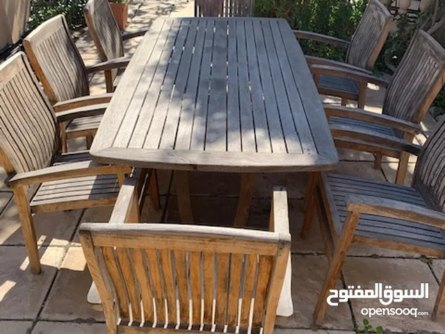 Outdoor Table + chairs