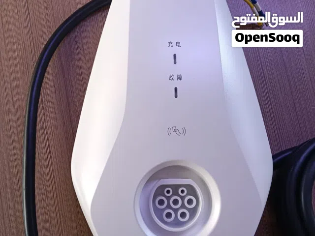 شاحن بي واي دي اصلي 32 مع كرتين تشغيل جديد
