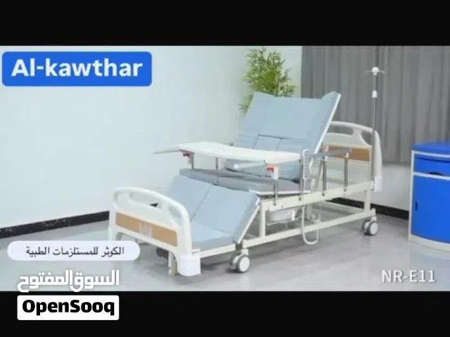 سرير طبي مستعمل شهر واحد  جهاز اوكسجين مستخدم 220 ساعة