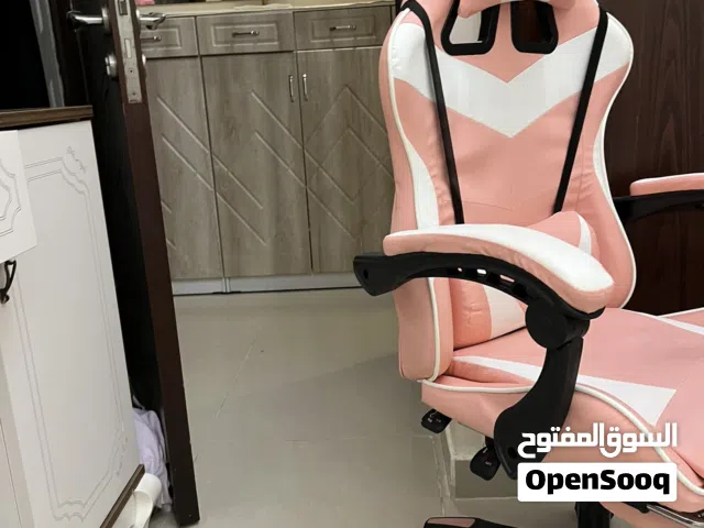 للبيع كرسي قيمنق بحالة ممتازة