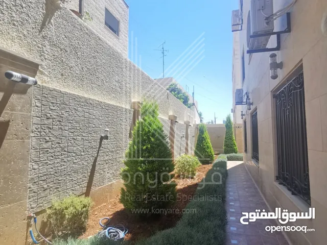 225 m2 4 Bedrooms Apartments for Sale in Amman Al Jandaweel