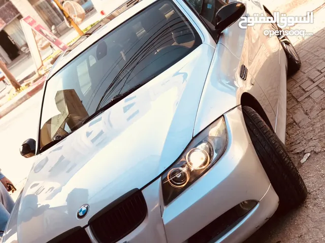 BMW E90 320
