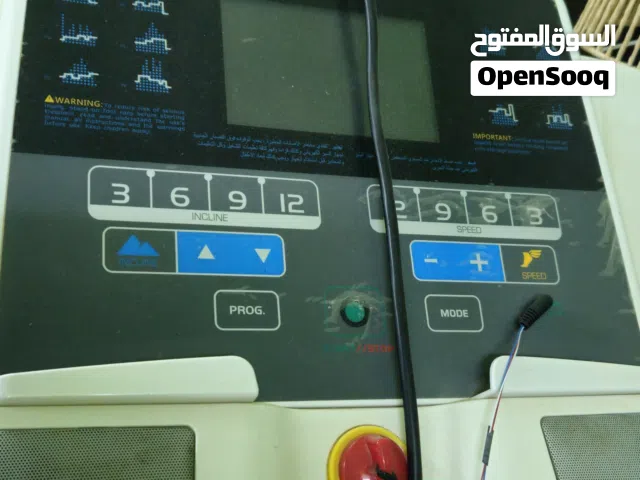 جهاز سير كهربائي من olympia بحالة جيدة ونظيفة قوي جدا
