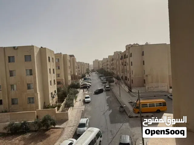 شقه فاخره للبيع