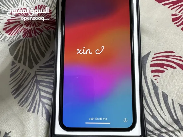 Apple iPhone 11 Pro Max 64 GB in Al Ain