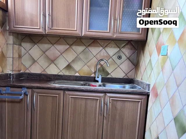 مطبخ نظيف للبيع