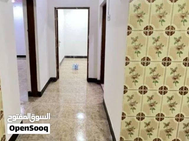 125 m2 2 Bedrooms Townhouse for Rent in Basra Tuwaisa