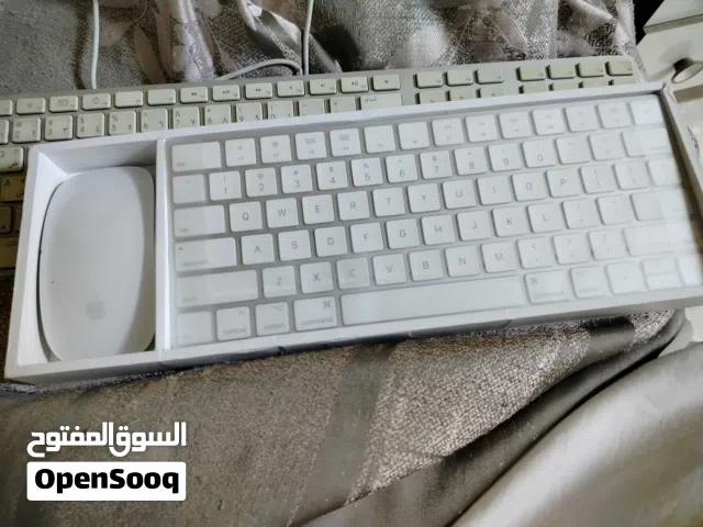 كيبورد أي ماك واير لس ونوع USB واخر للابتوب