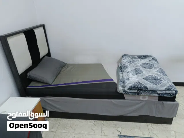 سرير نفر خشب بي مخزن