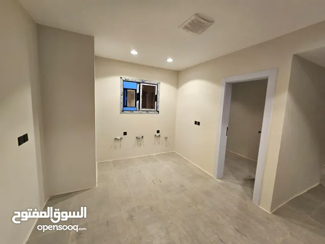 170 m2 3 Bedrooms Apartments for Rent in Al Riyadh Al Aqiq