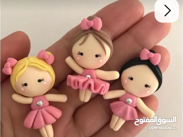 اكسسوارات ومدليات فون ومفاتيح وشنط