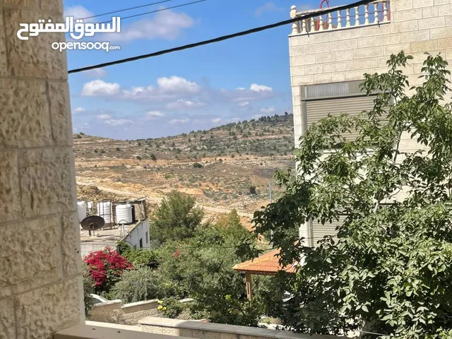 181 m2 3 Bedrooms Apartments for Sale in Ramallah and Al-Bireh Beitunia