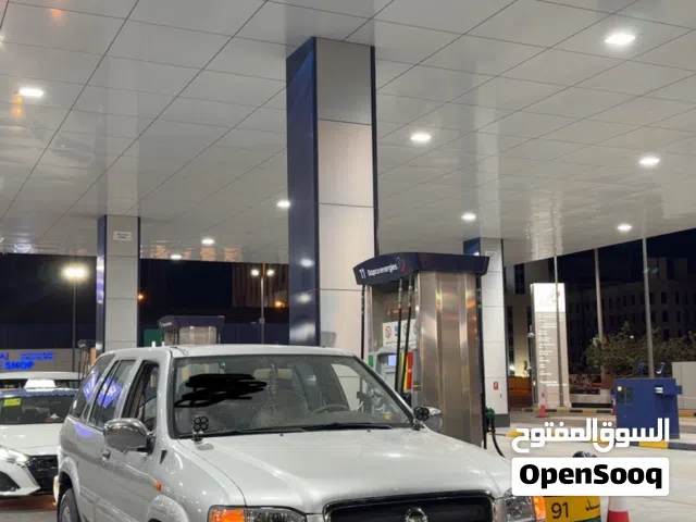 2002 نيسان باثفايندر SL