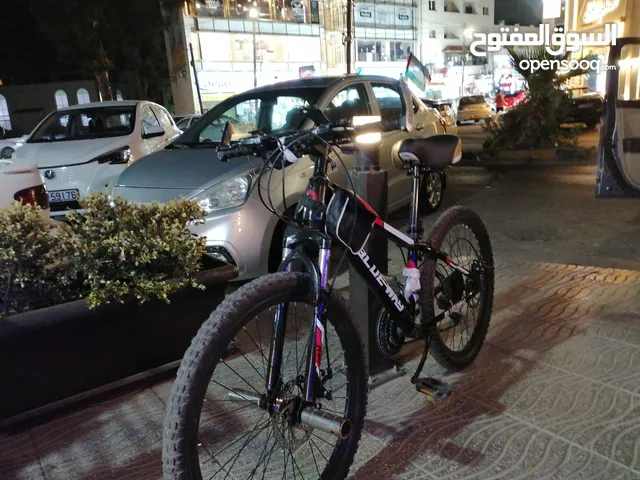 بسكليت للبيع استعمال شهر