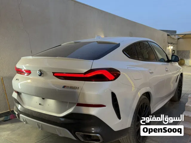 2020 BMW X6 Series X6 M50i