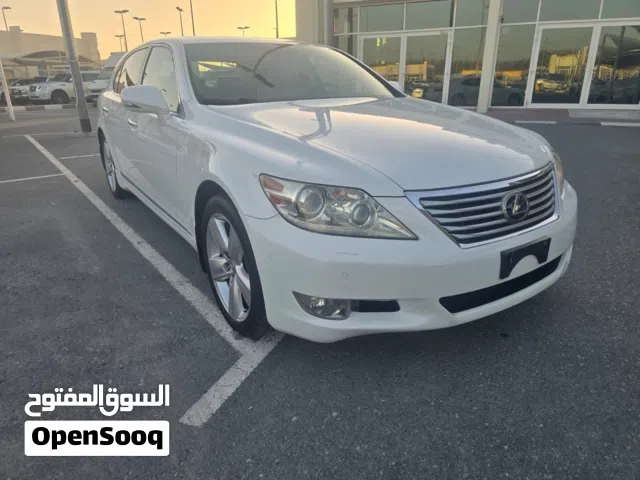 Used Lexus LS in Sharjah