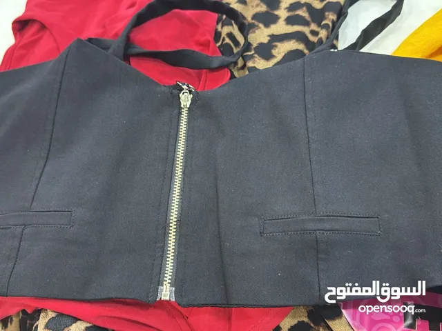 كلهم مع بعض بي 300 دينار حاجة ممتازة