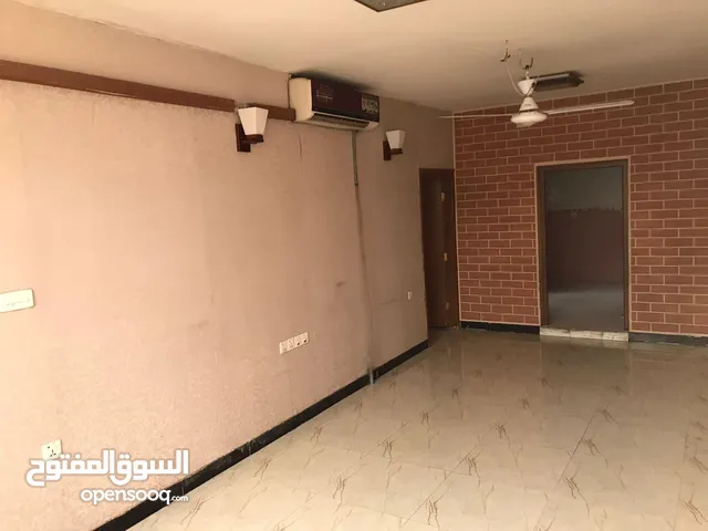 90m2 2 Bedrooms Apartments for Rent in Baghdad Mansour