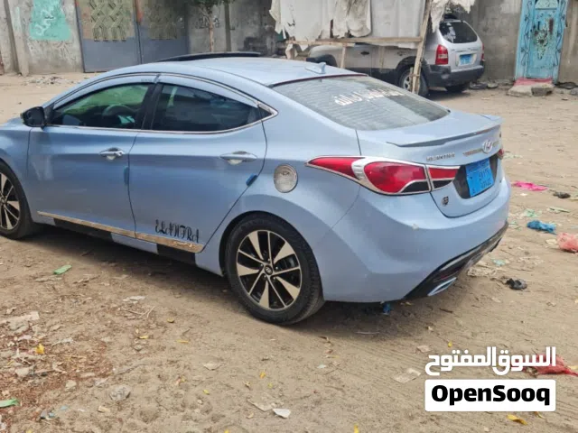 2013 هيونداي النترا Limited