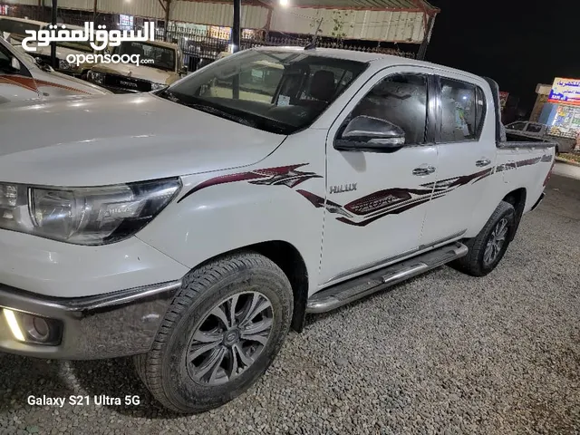 Toyota Hilux 2016 in Ma'rib