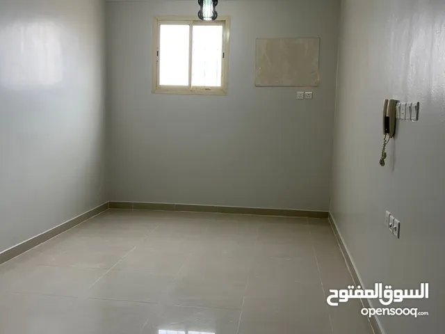 6 m2 4 Bedrooms Apartments for Rent in Al Madinah Al Mabuth