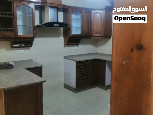 شقه للايجار سوبر ديلوكس بالقرب من دوار صحارى