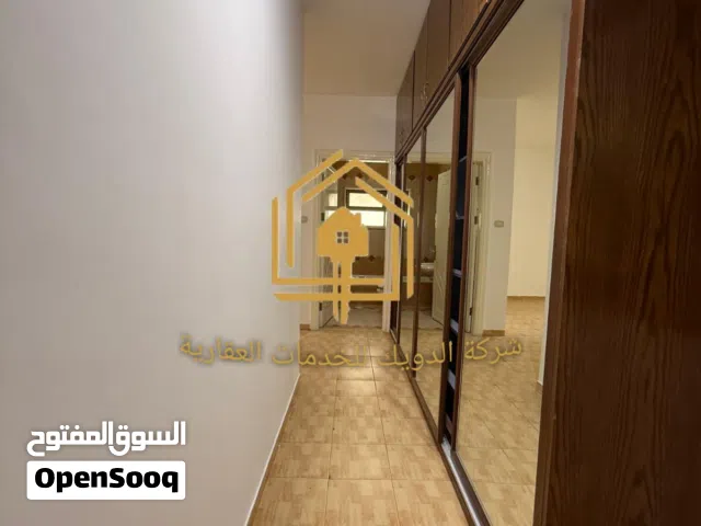 شقة مميزة - دير غبار - 3نوم 1ماستر - 208م - قرب الخدمات العامة - موقع هادئ ومميز