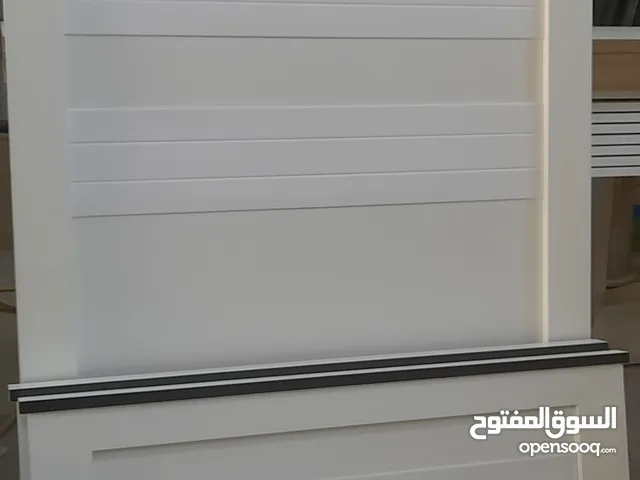تخوت مفرد شباب مقاس 190 في 90 خزين او بكس تخت بدون فرشه