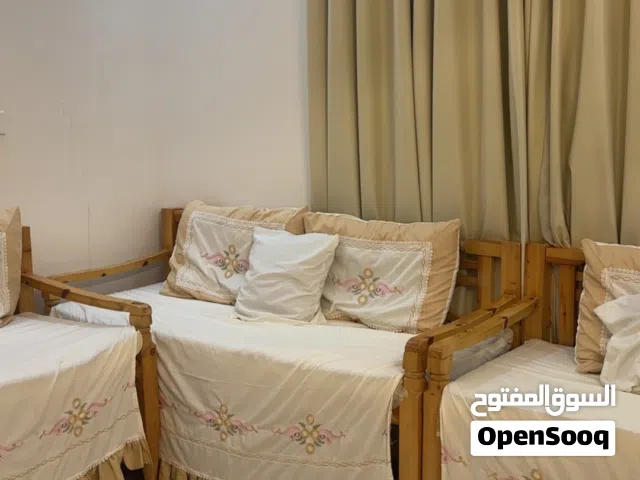 5 كراسي نفر
