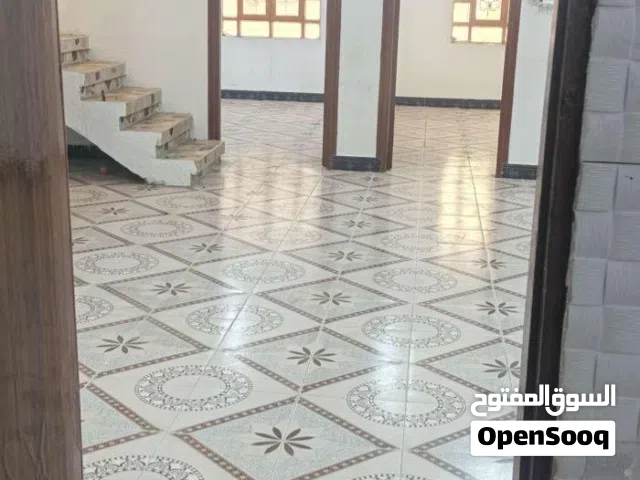 150 m2 2 Bedrooms Townhouse for Rent in Basra Saie