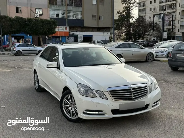 مرسديس E300 2011