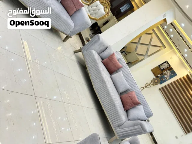 طقم كنب أمريكي الأصل 7 مقاعد خشب زان وسويد