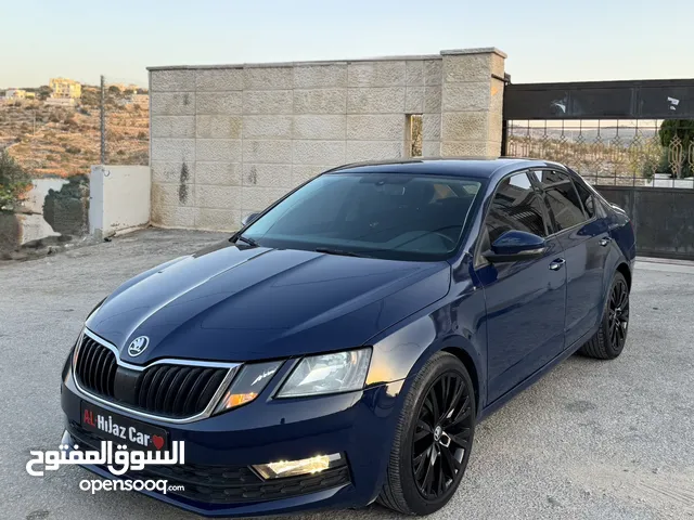 سكودا اوكتافيا موديل و ترخيص 2016 اوتومات ماطور 1600 ديزل اصل برايفت