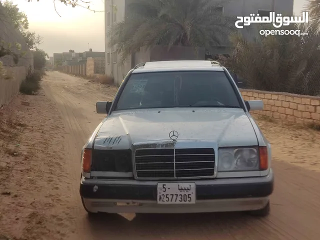 Mercedes Benz C-Class C 180 in Tripoli