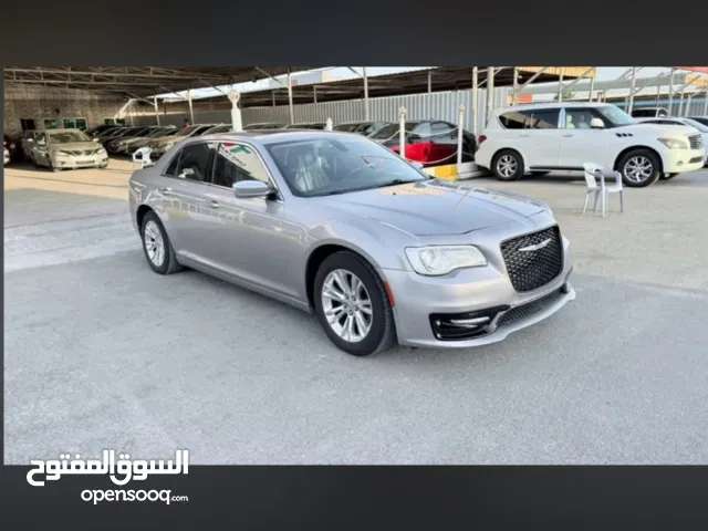 2016 كرايسلر 300 300S V6