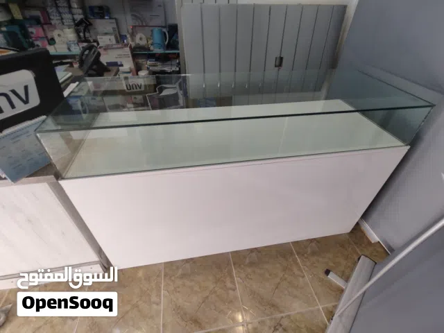 Store counter ,Shop counter table with display case, واجهة المتجر والطاولة,اثاث و مستلزمات محل