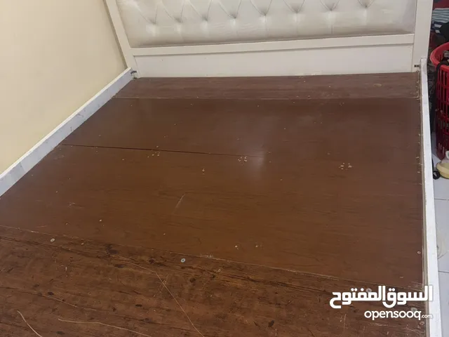 White Queen Size Bed