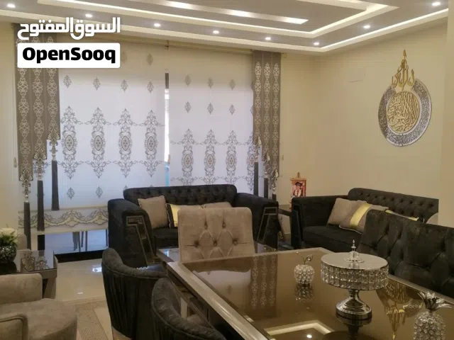 شقه طابق ثالث مع رووف للبيع تلفون