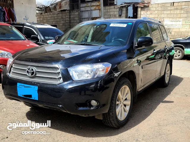 Used Toyota Highlander in Sana'a