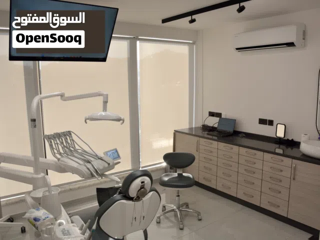 عيادة أسنان للبيع