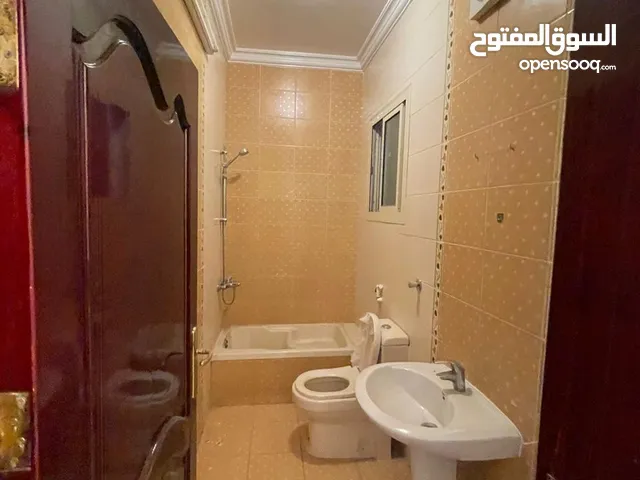 150 m2 3 Bedrooms Apartments for Rent in Al Madinah Shuran