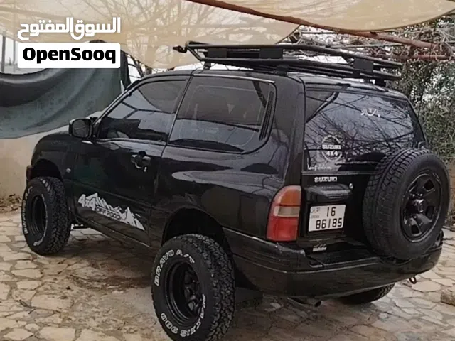 2002 Suzuki Vitara Standard