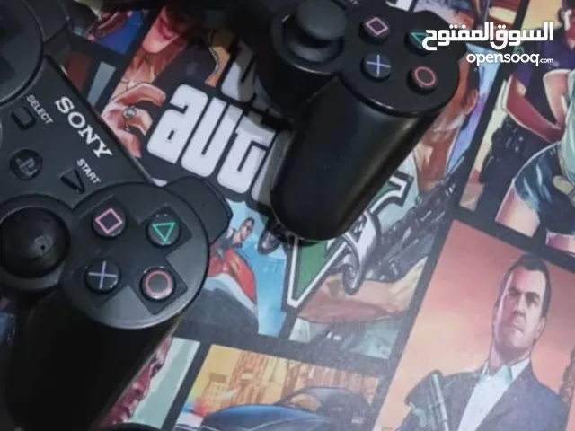 بلاستيشن 3 مهكر بي 550 وقبل لي نيقاش و الحاله جيد جدا غير يابي تغير معجون الحراري