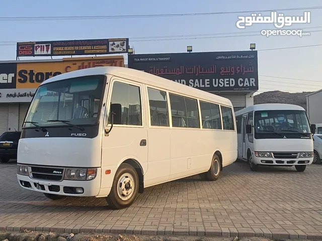 باص مستبيشي زيرو 2025 الشاصي الطويل والقصير معرض تلال مسقط