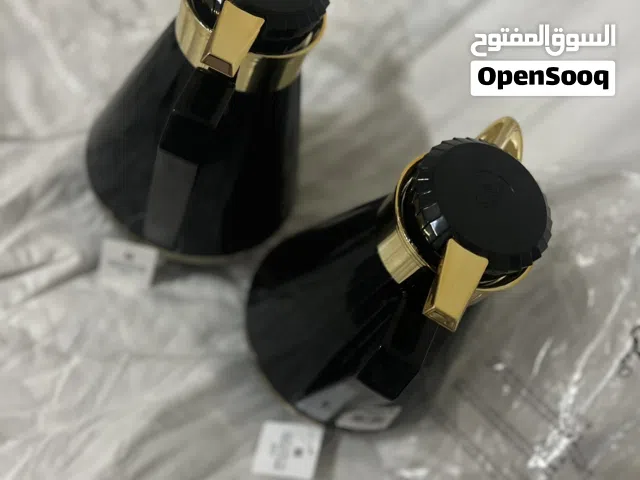 مطارات شاي قهوه جديد بلون اسود